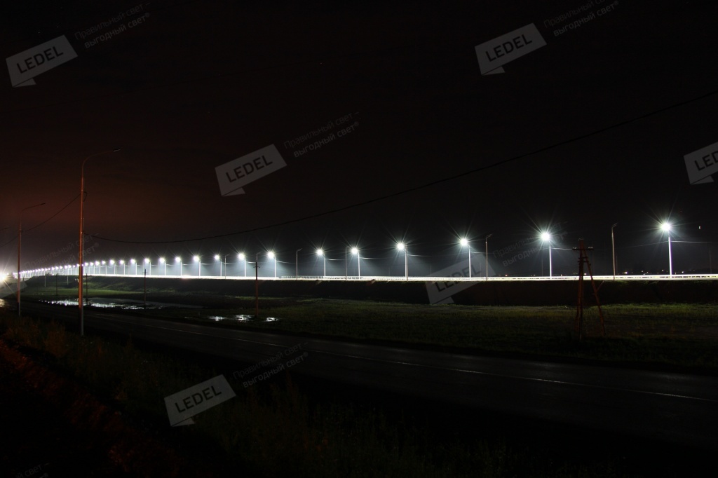 Светодиодное освещение моста